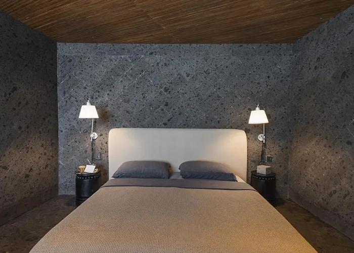 Side Boutique With Private Rooftop Jacuzzi By Lima Bali *