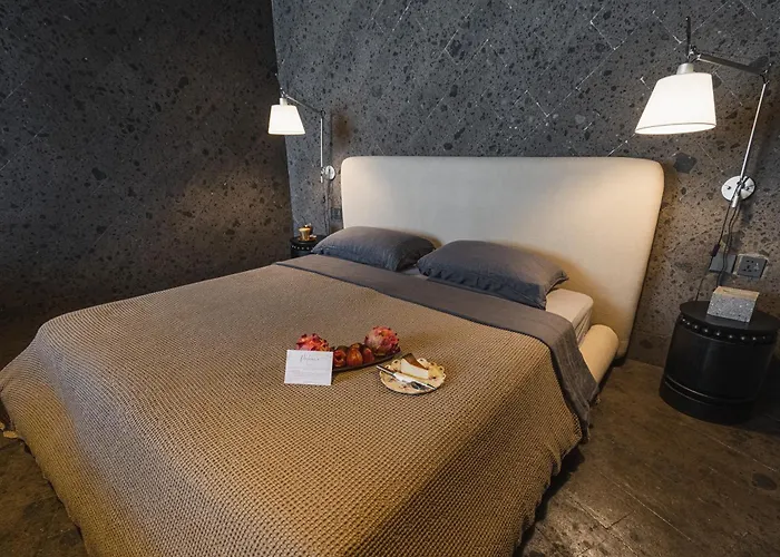 Side Boutique With Private Rooftop Jacuzzi By Lima Bali