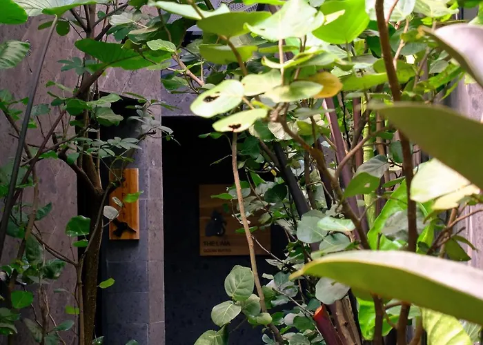 Side Boutique With Private Rooftop Jacuzzi By Lima Bali Hotel *
